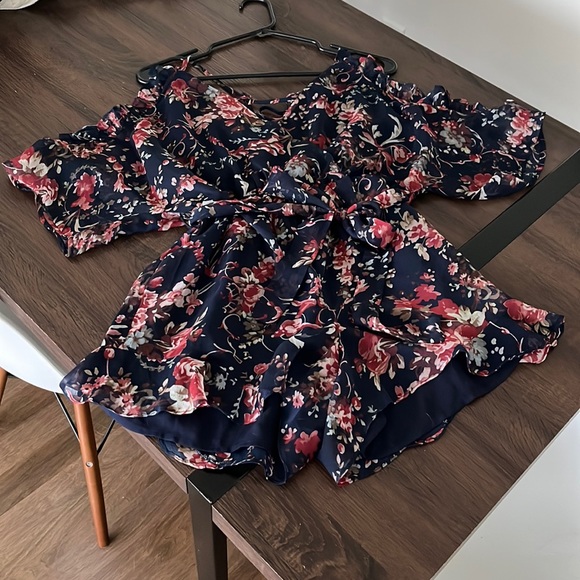 Bardot Floral Romper (navy / floral) - Picture 1 of 4